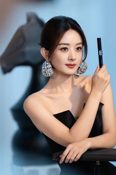 领英、猎聘们“抓”不到的AI 天才，这个团队想用AI“追猎”